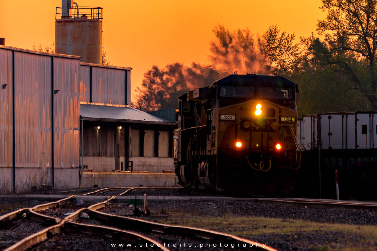 CSXT 134 GE AC44CW