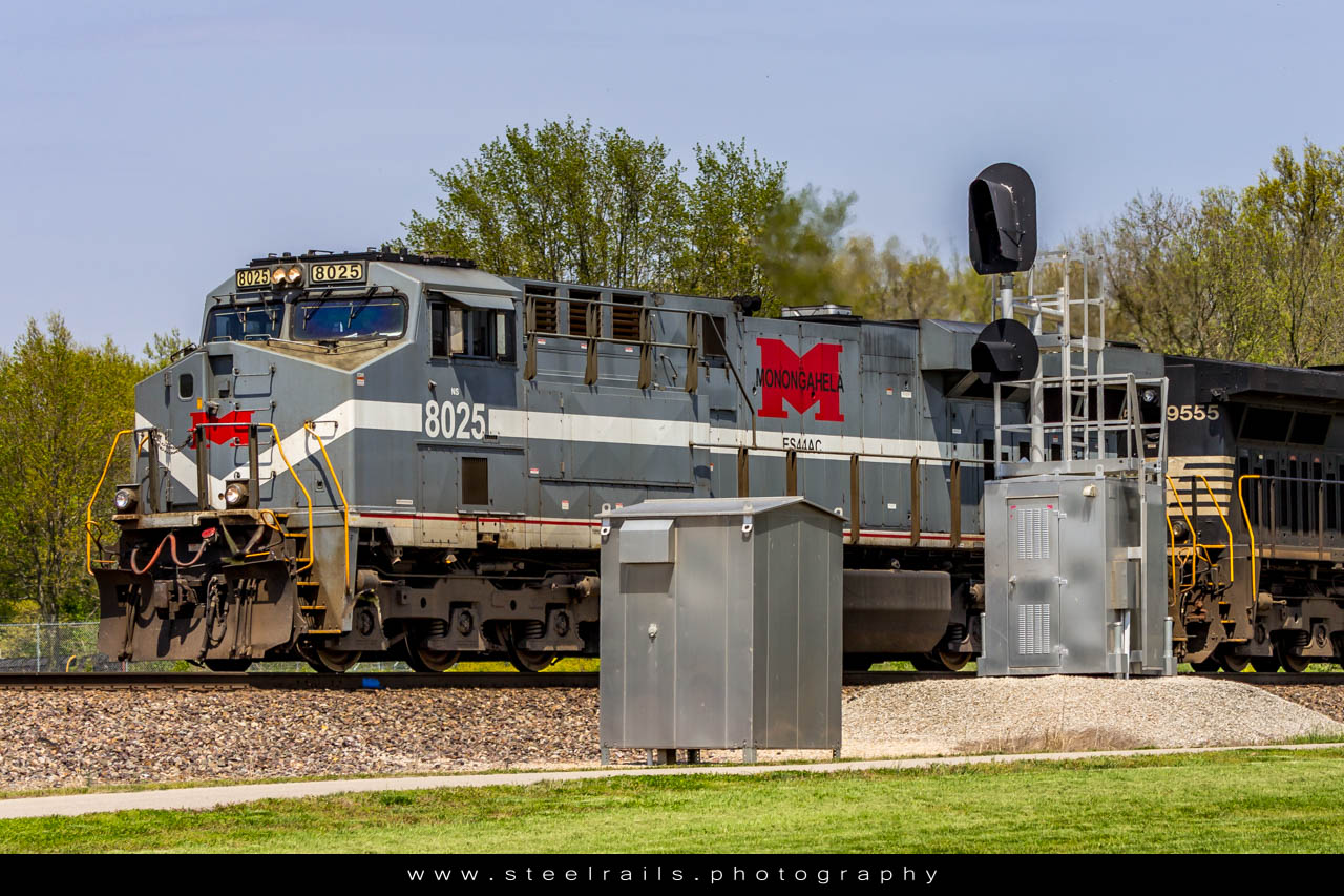 NS 8025 GE ES44AC