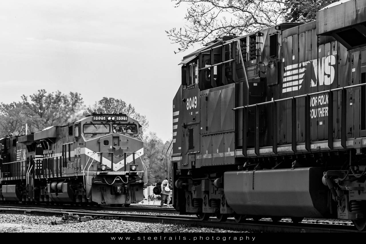 NS 8025 GE ES44AC