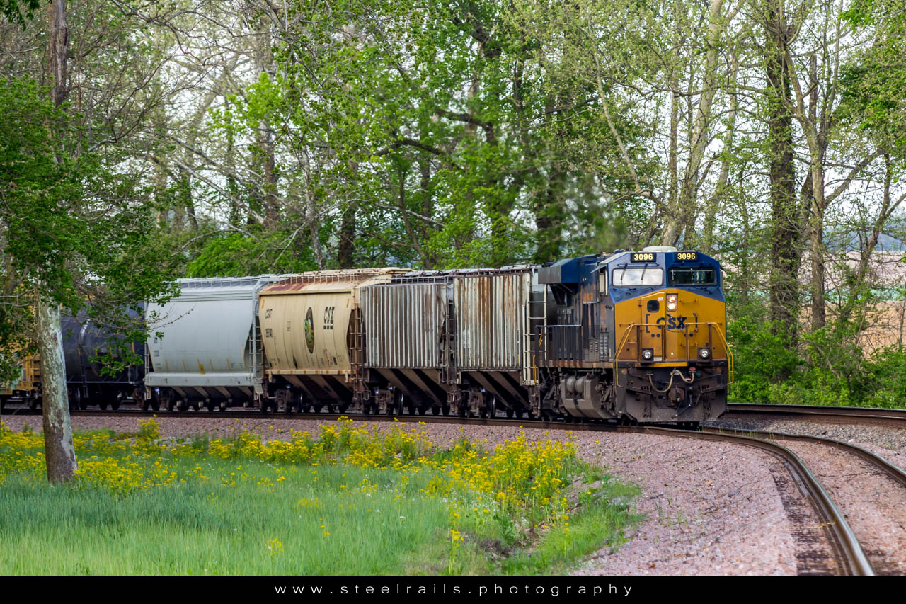 CSXT 3096 GE ES44AC