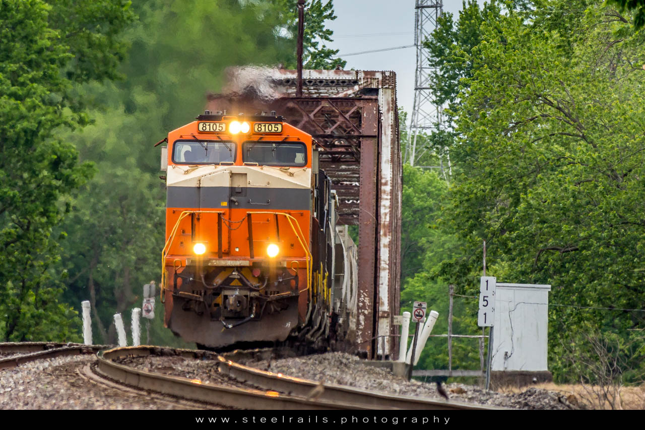 NS 8105 GE ES44AC