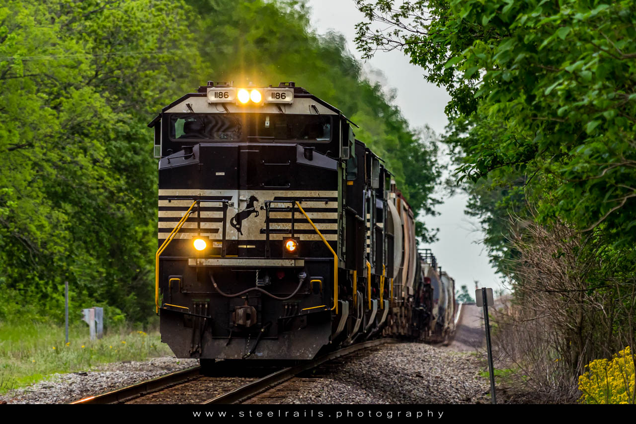 NS 1186 EMD SD70ACe