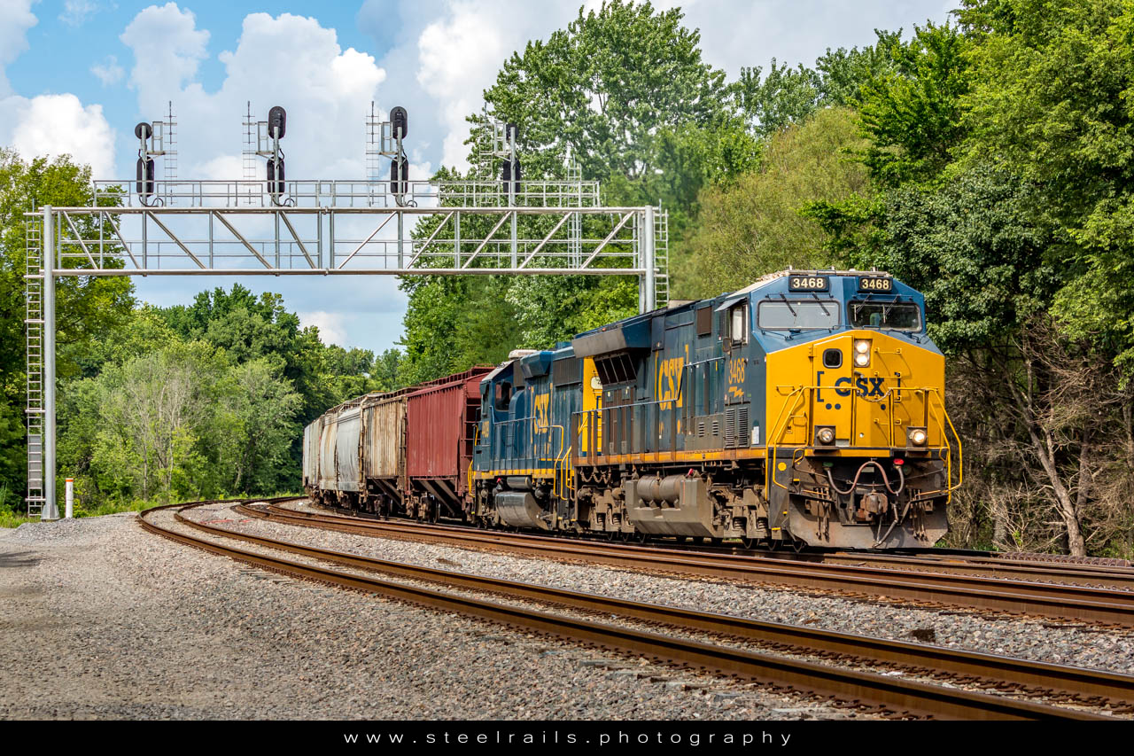 CSXT 3468 GE ET44AH