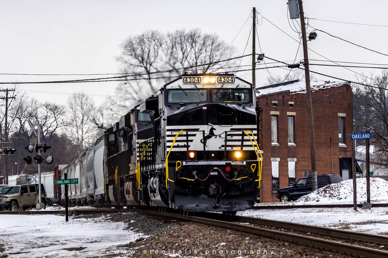 NS 4304 GE AC44C6M