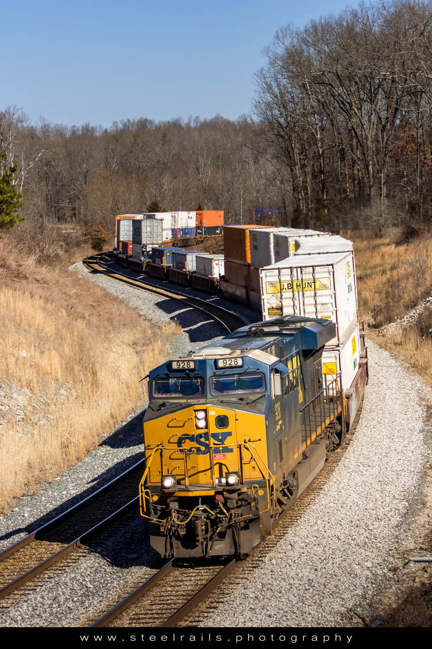 CSXT 928 GE ES44AC-H