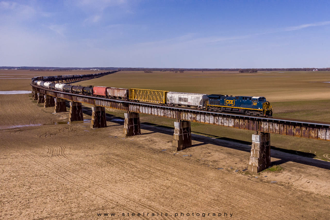 CSXT 7008 GE CM44AC