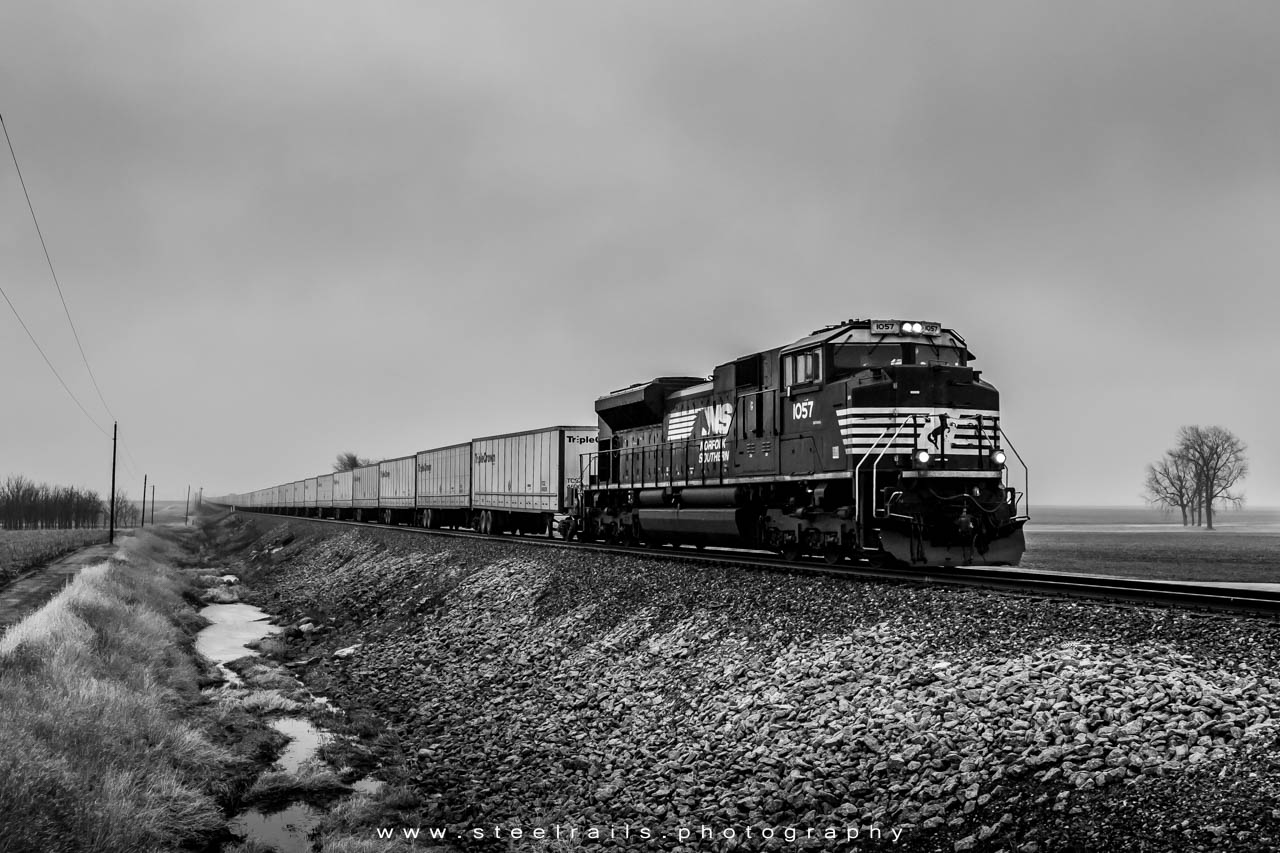 NS 1057 EMD SD70ACe