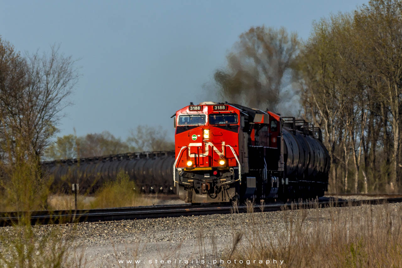 CN 3188 GE ET44AC