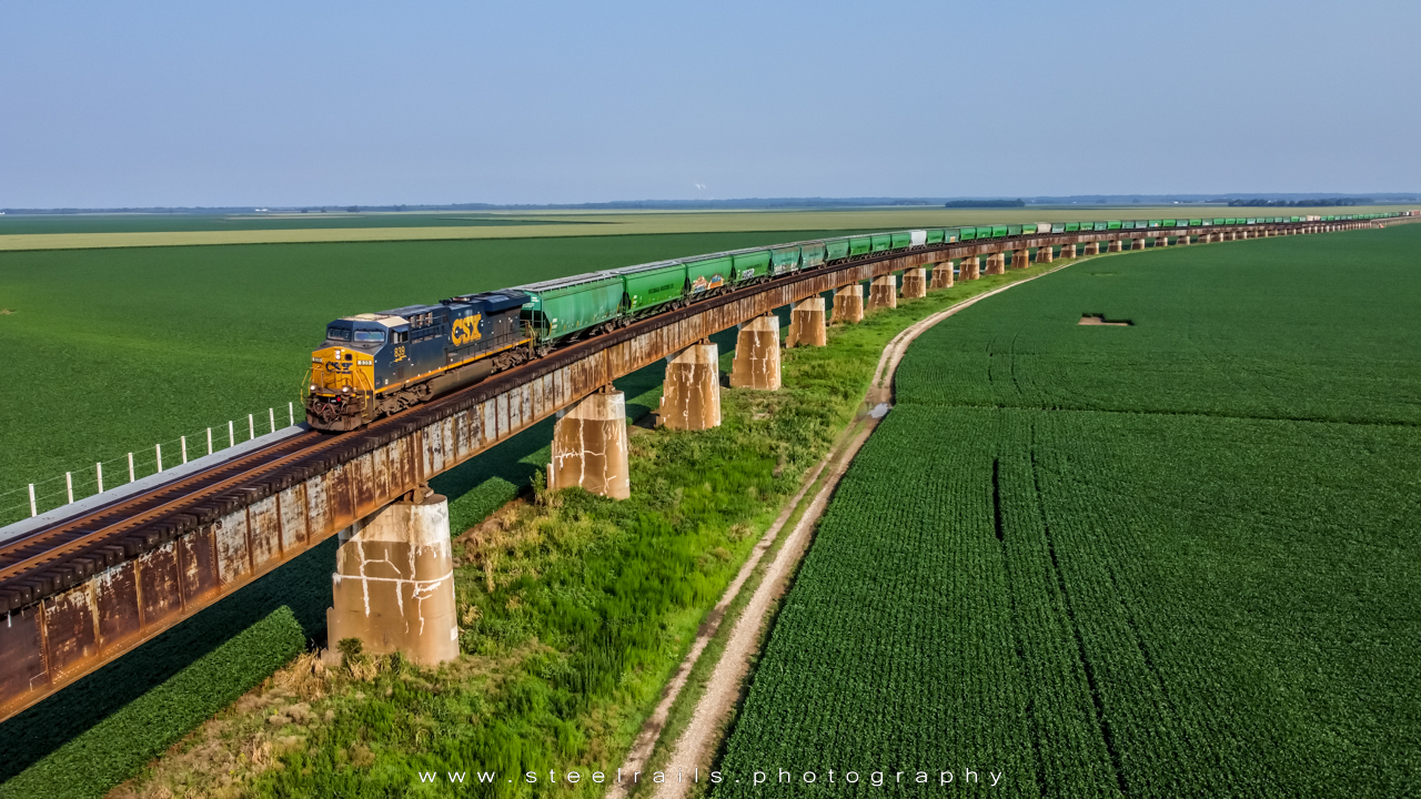 CSXT 839 GE ES44AC-H