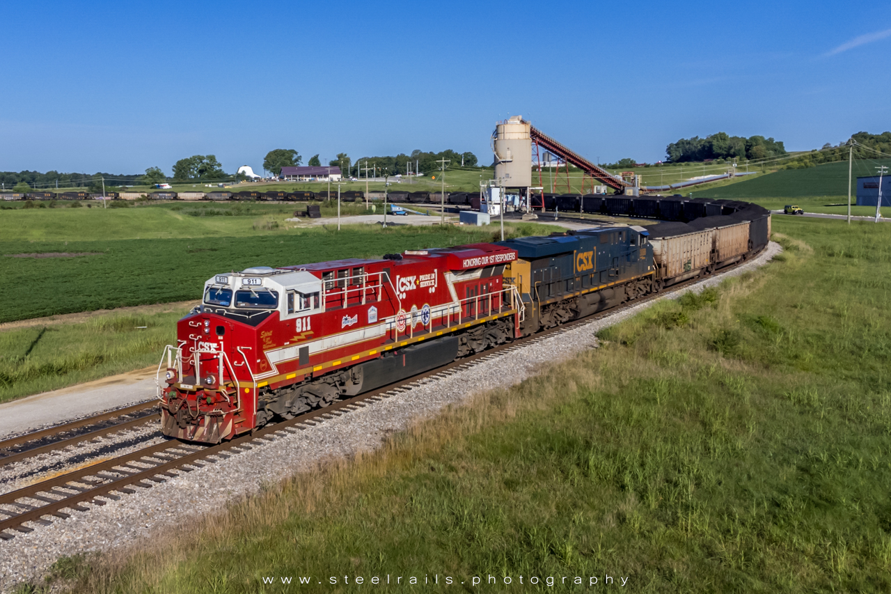 CSXT 911 GE ES44AH