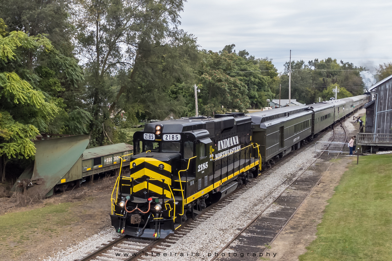 IN 2185 EMD GP30