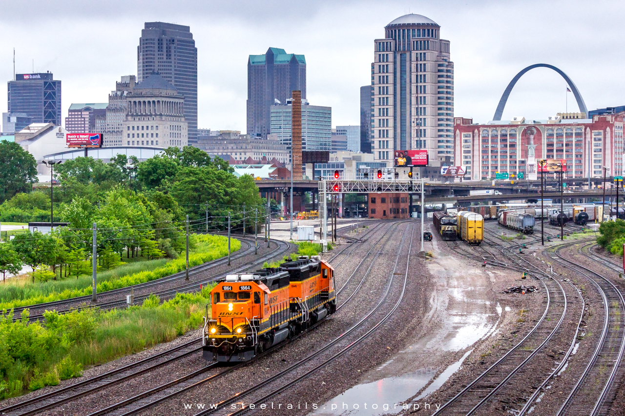 BNSF 1864 & 1941 EMD SD 40-2