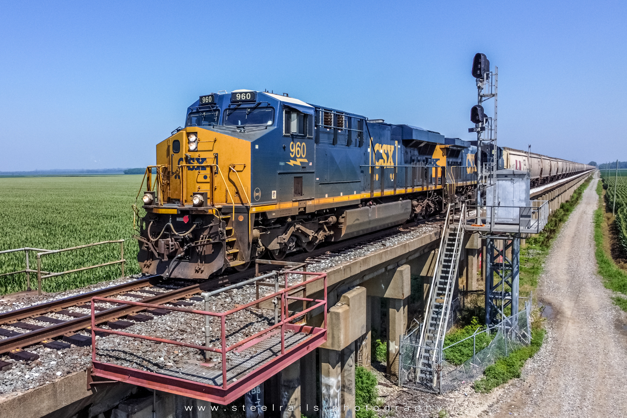 CSXT 960 GE ES44AC-H