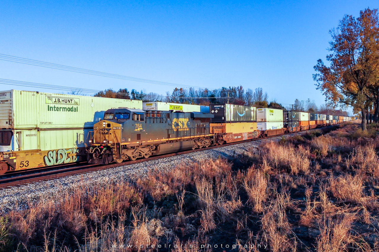 CSXT 764 GE ES44AC-H
